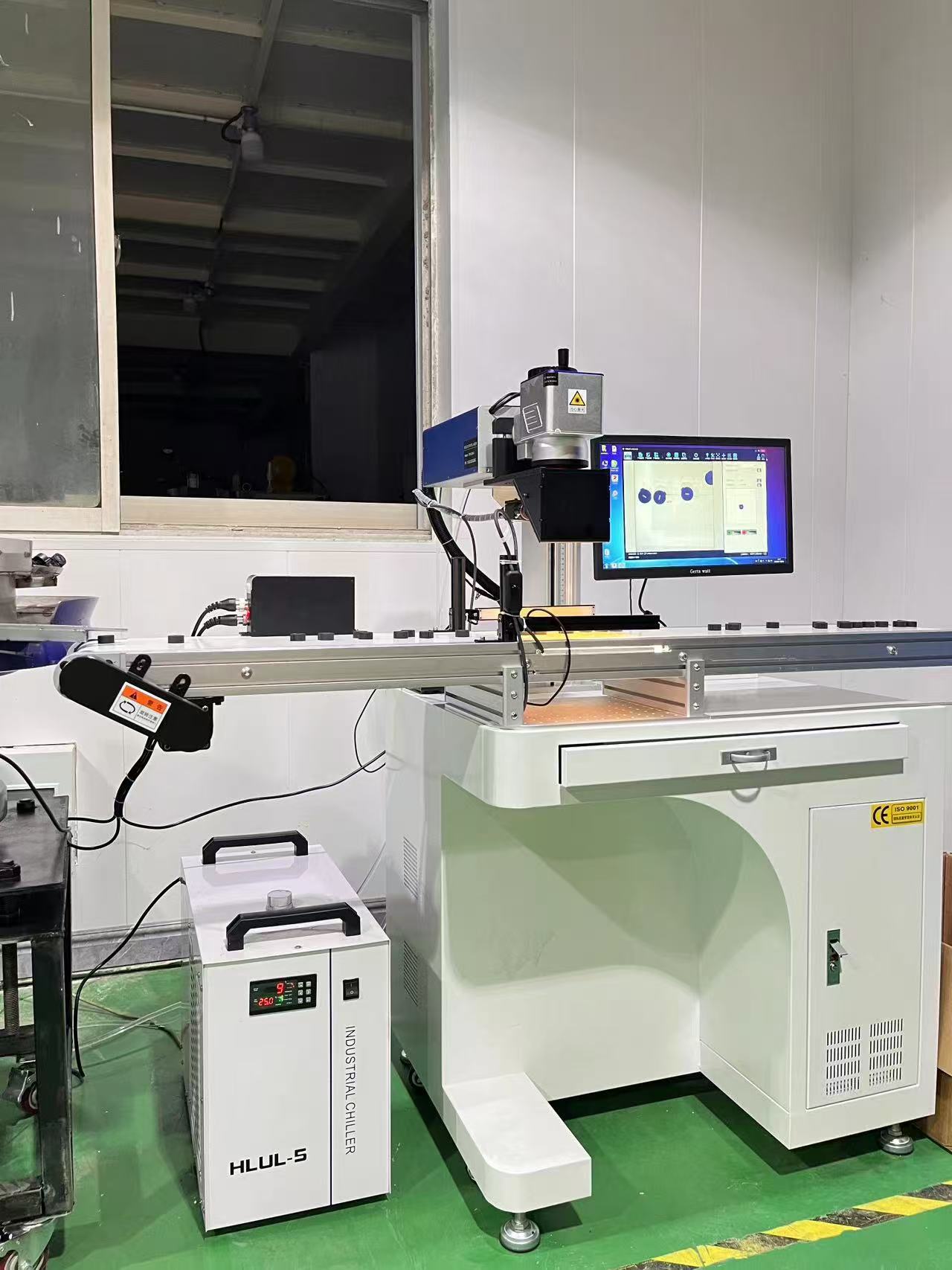 UV Vision Laser Marking Machine, Automatic Recognition And Positioning for Marking, Combined with Conveyor Belt